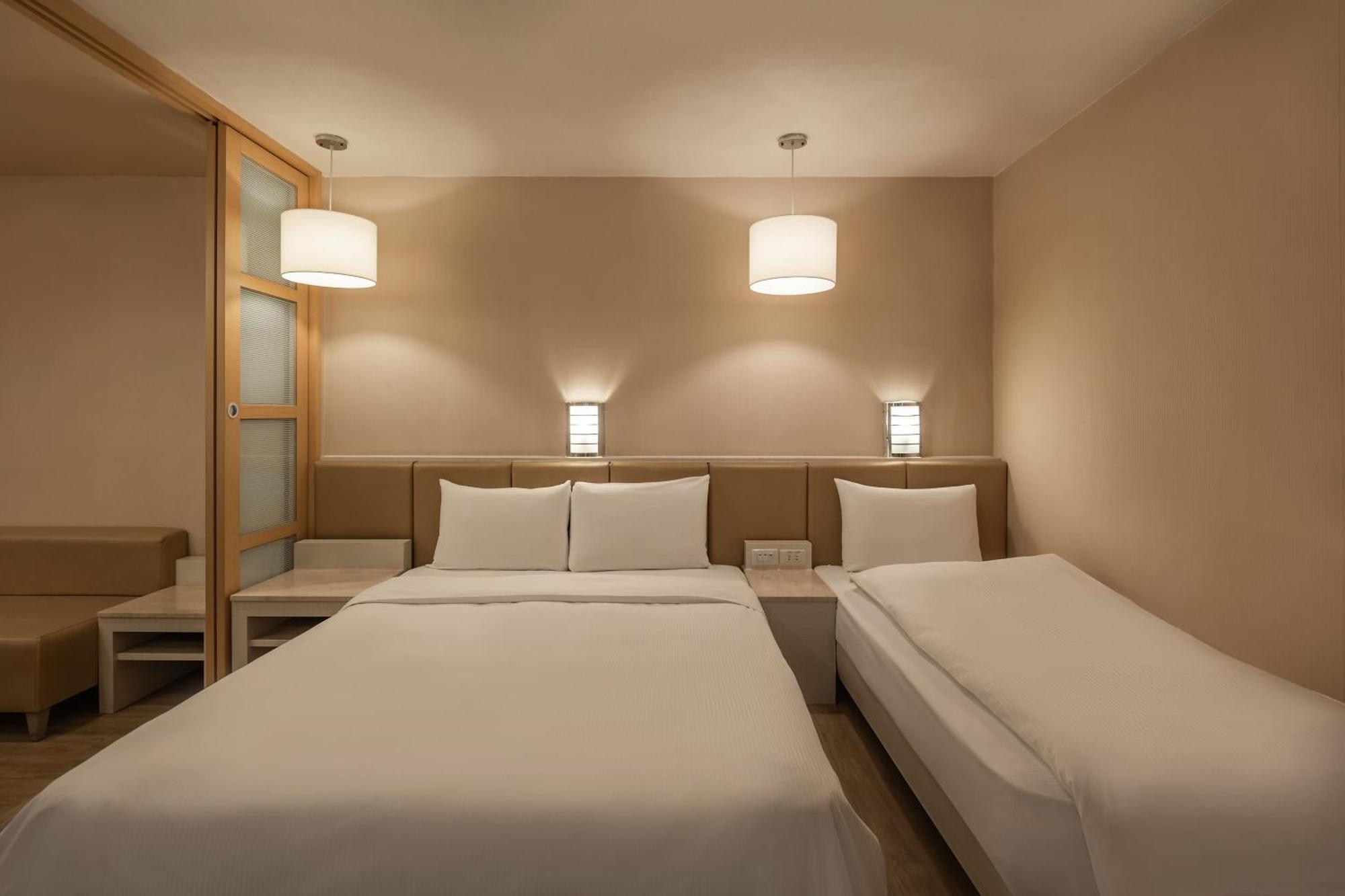 Kindness Hotel - Hanshen Kaohsiung Camera foto