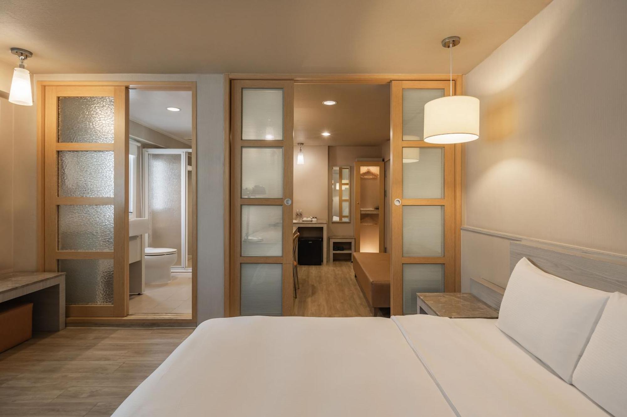 Kindness Hotel - Hanshen Kaohsiung Camera foto