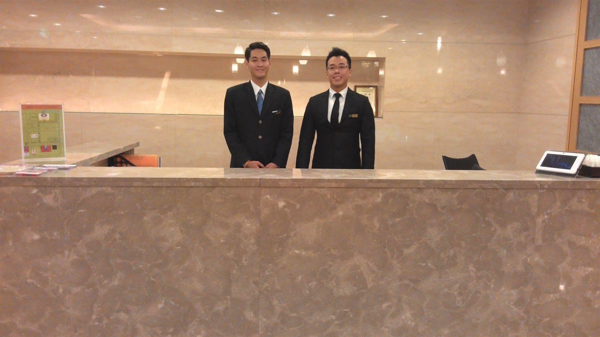 Kindness Hotel - Hanshen Kaohsiung Esterno foto